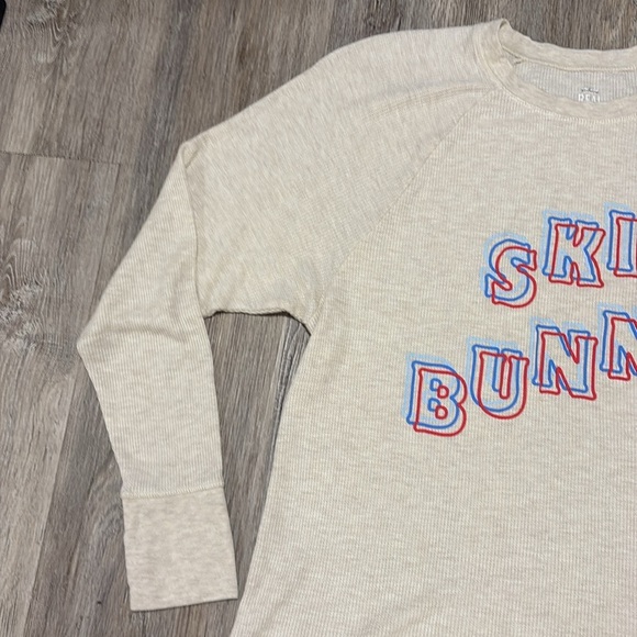 Aerie Ski Bunny Long Sleeve Thermal Shirt With Thumb Holes - Picture 6 of 14